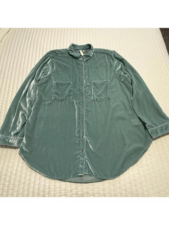 Pilcro Tops - Anthropologie Pilcro Mara Relaxed Velvet Button Down Shirt Top Teal Blue Sz 20W